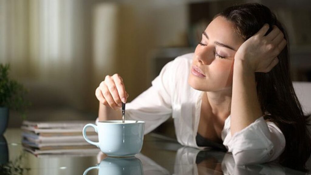 Các hoạt động nhẹ giúp cơ thể tỉnh táo sau bữa trưa